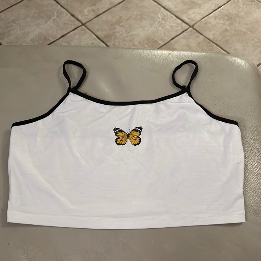 White shirt. Butterfly. Adjustable straps SHEIN